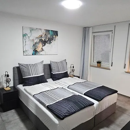 Doppelzimmer In Der Altstadt * نورتينغن