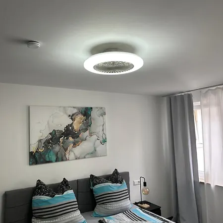 Pensión Doppelzimmer In Der Altstadt Nuertingen